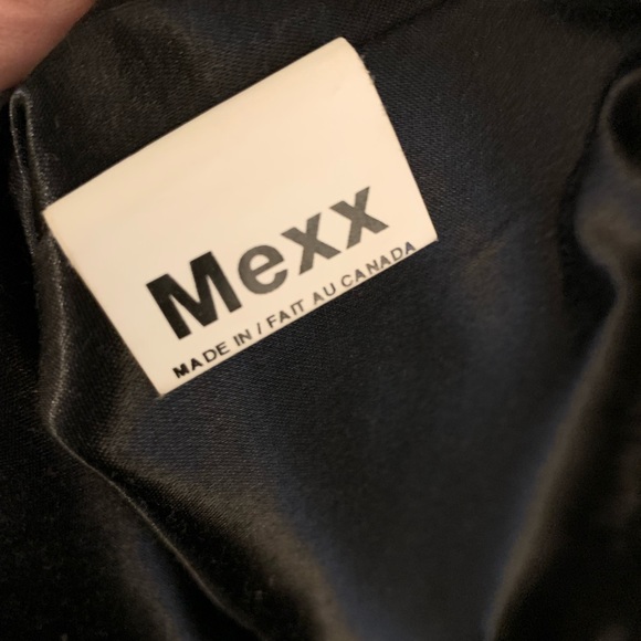 Mexx Coat | Black | Small | Made in Canada - Picture 4 of 8